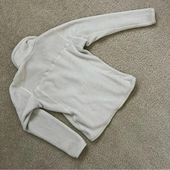 Patagonia Women Small Ivory Cream Re-Tool Snap T Fleece Pullover STY25442 Polyes - Picture 4 of 16